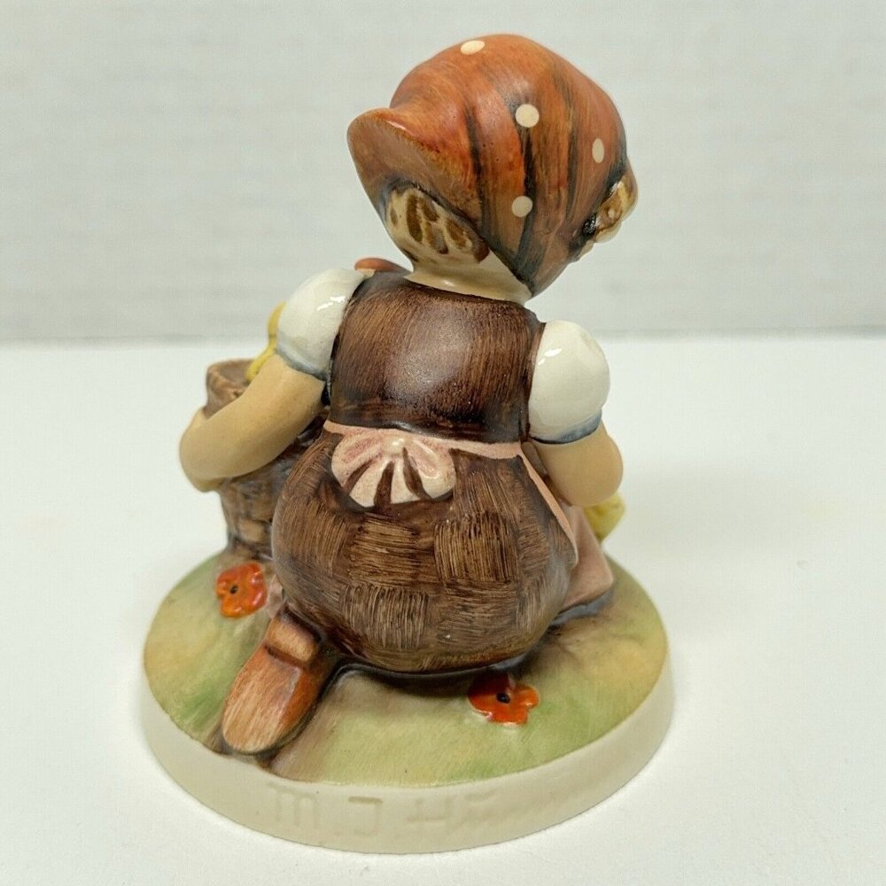 MJ Hummel Figurine Chick Girl 57/0 Yellow Chicks Basket W Germany 1960 - 1972 - Picture 3 of 10